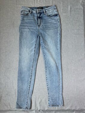 Judy Blue Relaxed Jeans 7/28 Light Wash High Rise Raw Hem Stretch Denim